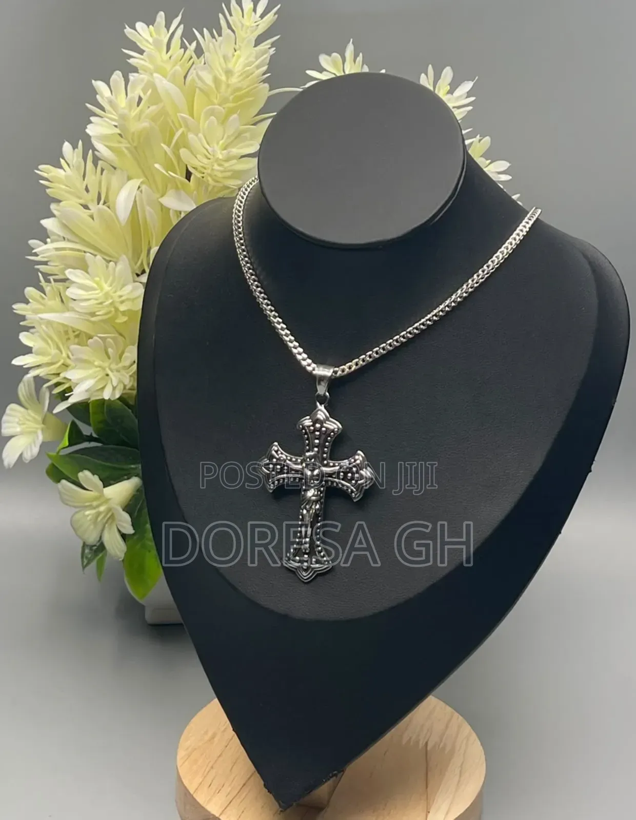 Men’S Silver Necklace With Pendant–Silver Chain for Men in Accra,Ghana