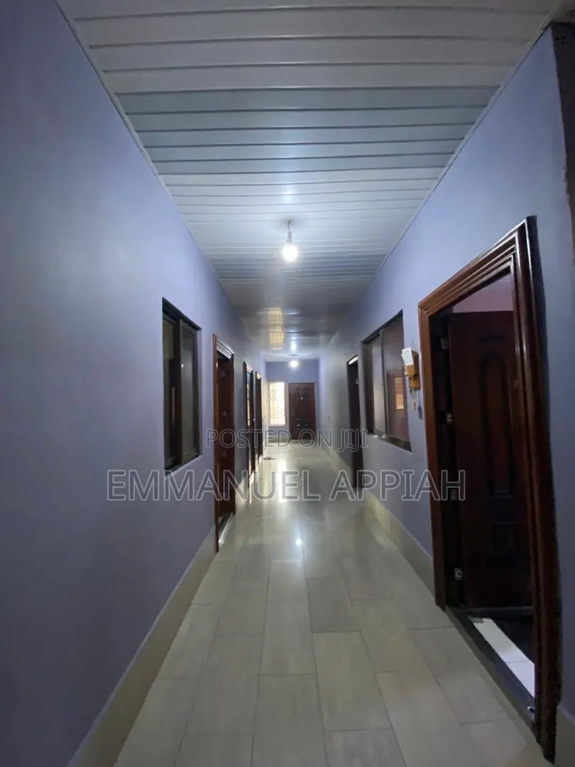 4bdrm House in Achimota Mile 7 for rent