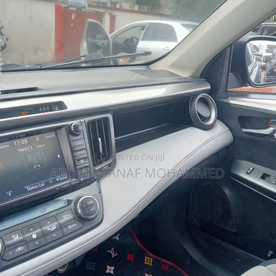 Toyota RAV4 2018