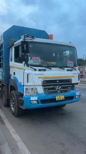 Hyundai Gold Truck 2026 Registered