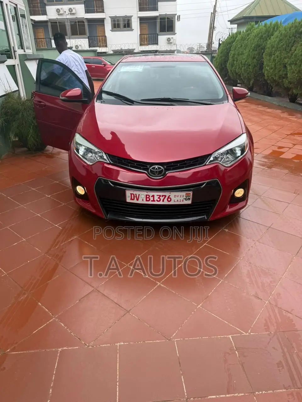 Toyota Corolla S 4dr Sedan (1.8L 4cyl CVT) 2016 Red