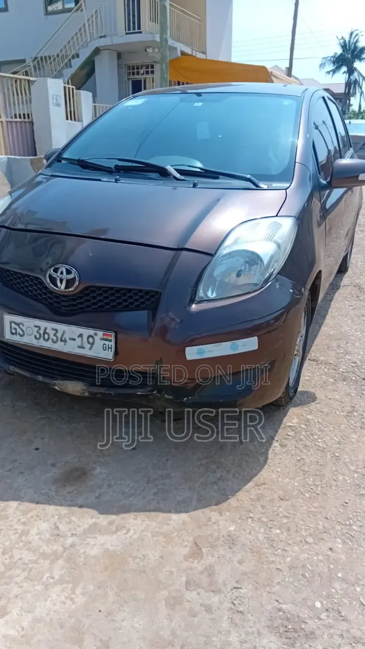 Toyota Vitz 1.0 FWD 3dr 2010