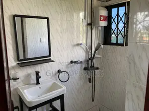 2bdrm Apartment in Aboabo., Kumasi Metropolitan for rent