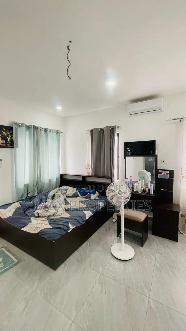 3bdrm House in Pokuase for sale