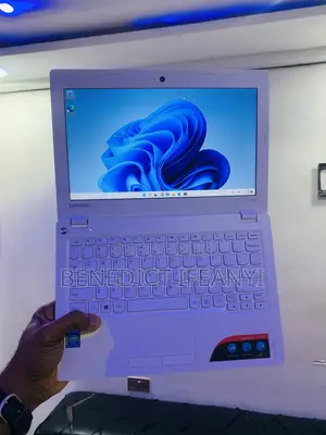 Laptop Lenovo IdeaPad 110S 2GB Intel SSD 32GB