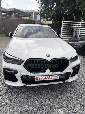 BMW X6 sDrive40i 2021 White