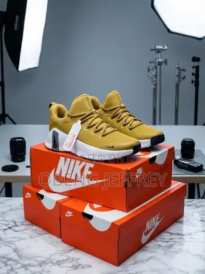 Original Nike Free Metcon 6 in Colours