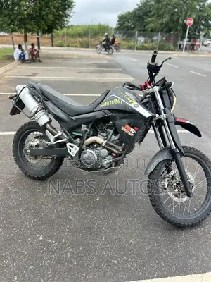 Yamaha 2011 Black