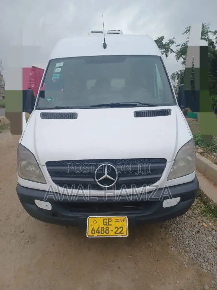 Mercedes-Benz Sprinter 2013 White
