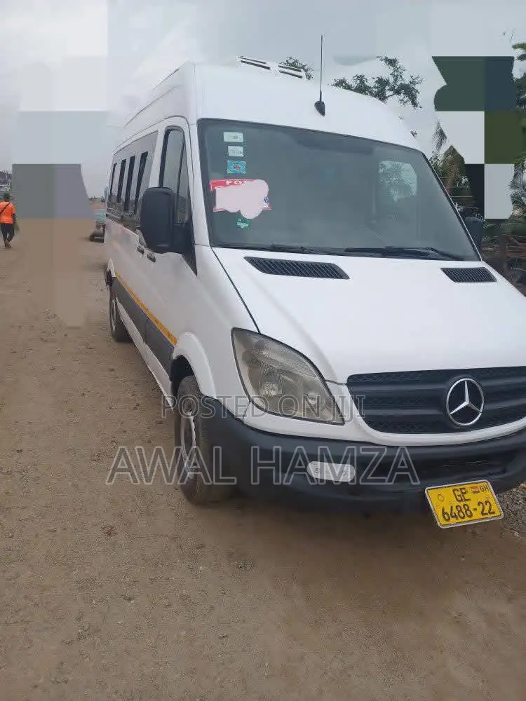 Mercedes-Benz Sprinter 2013 White