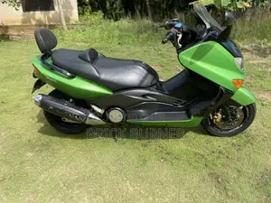 Yamaha 2009 Green