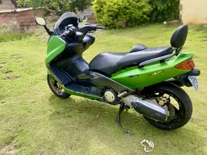Yamaha 2009 Green