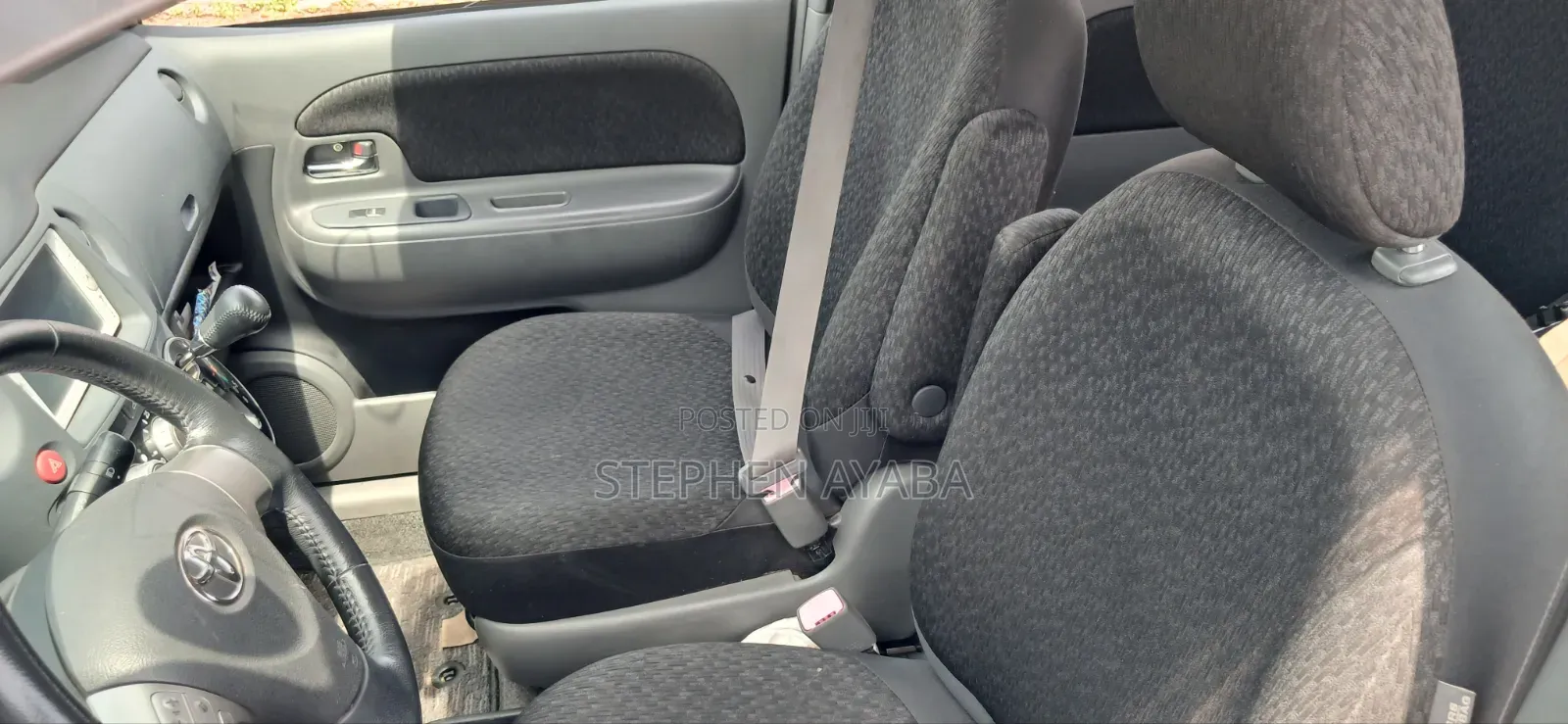 Toyota Sienta 2015 Black