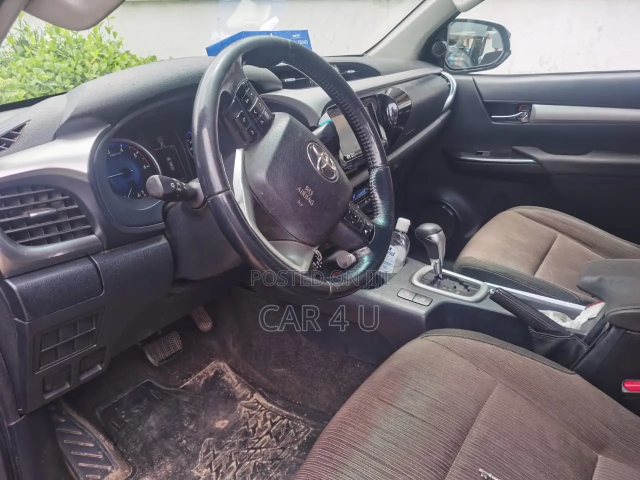 Toyota Hilux 2018 Gray