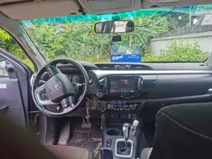 Toyota Hilux 2018 Gray