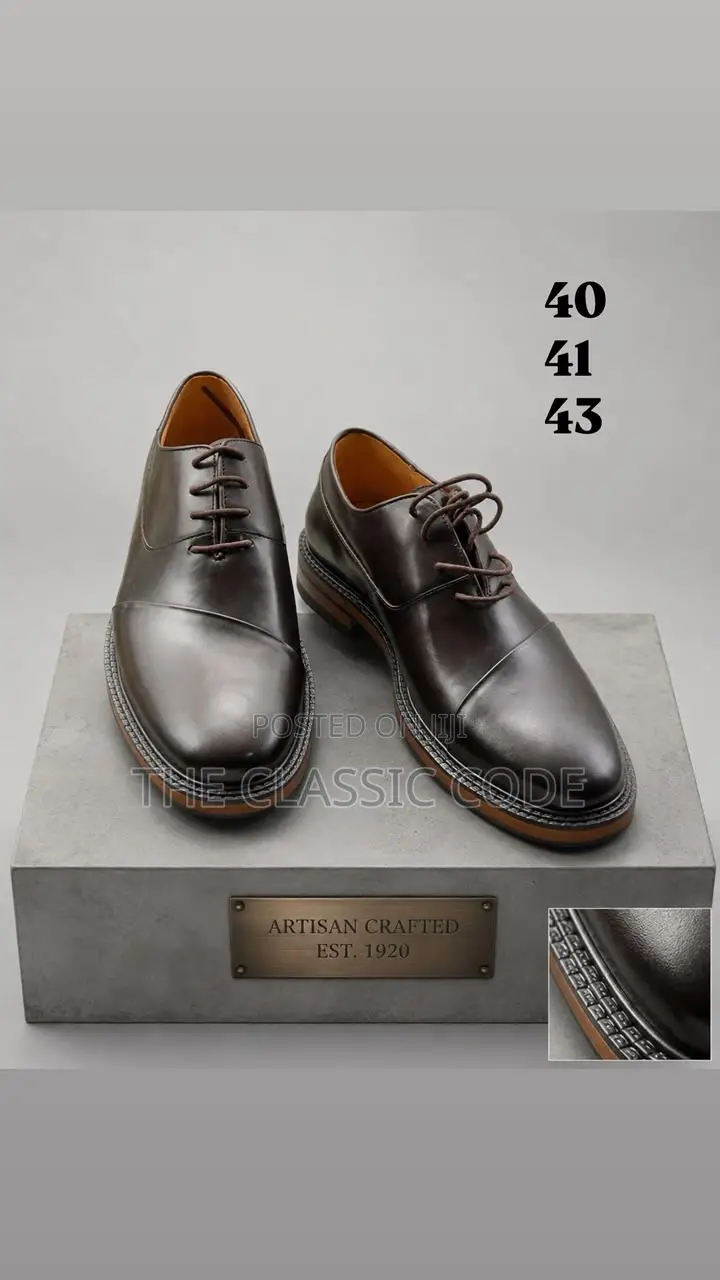 Superior Quality Premium Leather Finish Comfortable Fit