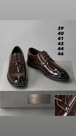 Superior Quality Premium Leather Finish Comfortable Fit