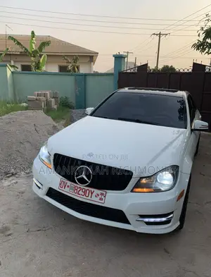Mercedes-Benz C250 2014 White