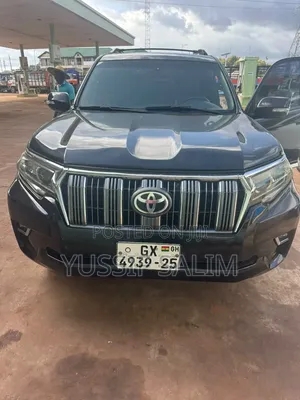 Toyota Land Cruiser Prado 2013 Black