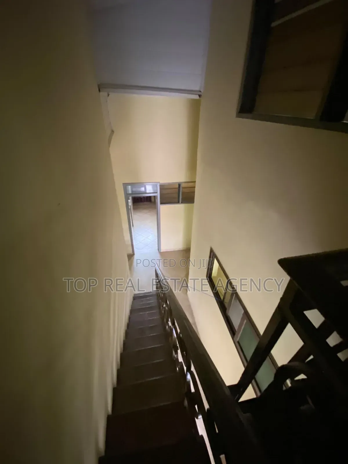 3bdrm Apartment in Odumasi, Pentecost for rent