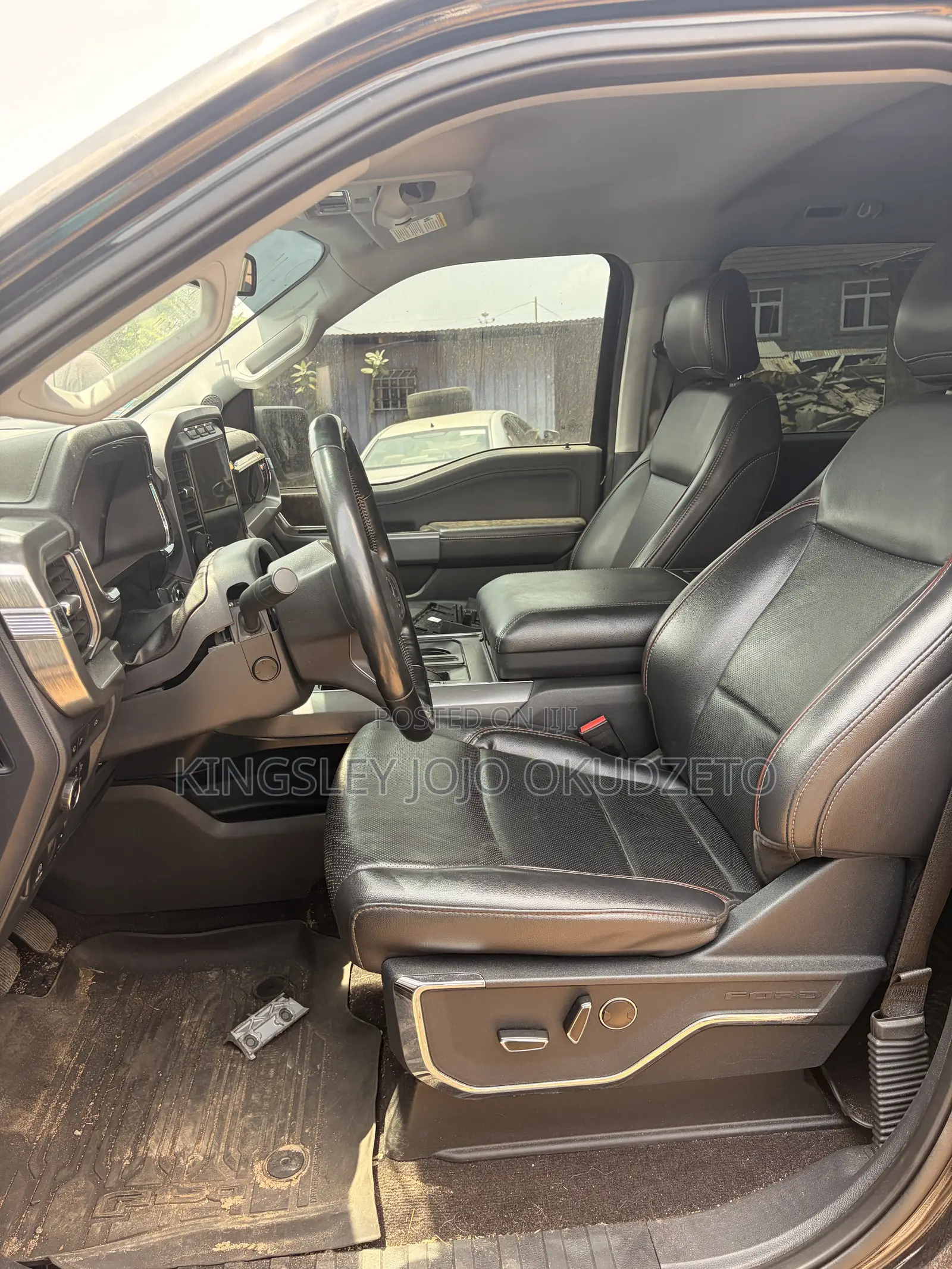 Ford F-150 LARIAT 2021 Black