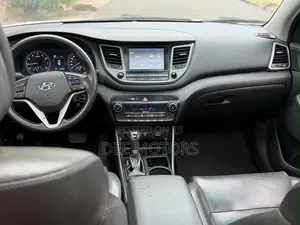 Hyundai Tucson 2017 White