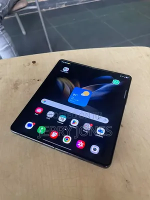 New Samsung Galaxy Z Fold4 512 GB Black