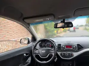 Kia Morning 2015 Silver