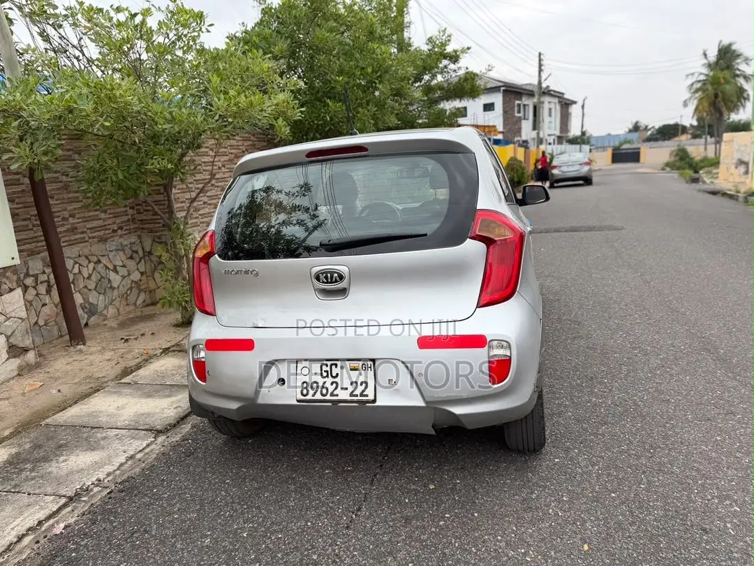 Kia Morning 2015 Silver