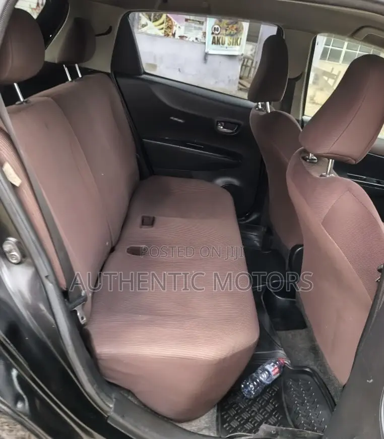 Toyota Vitz 2012 Black