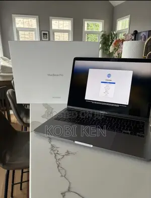 Laptop Apple MacBook Pro 2020 16GB Intel Core i5 SSD 1T