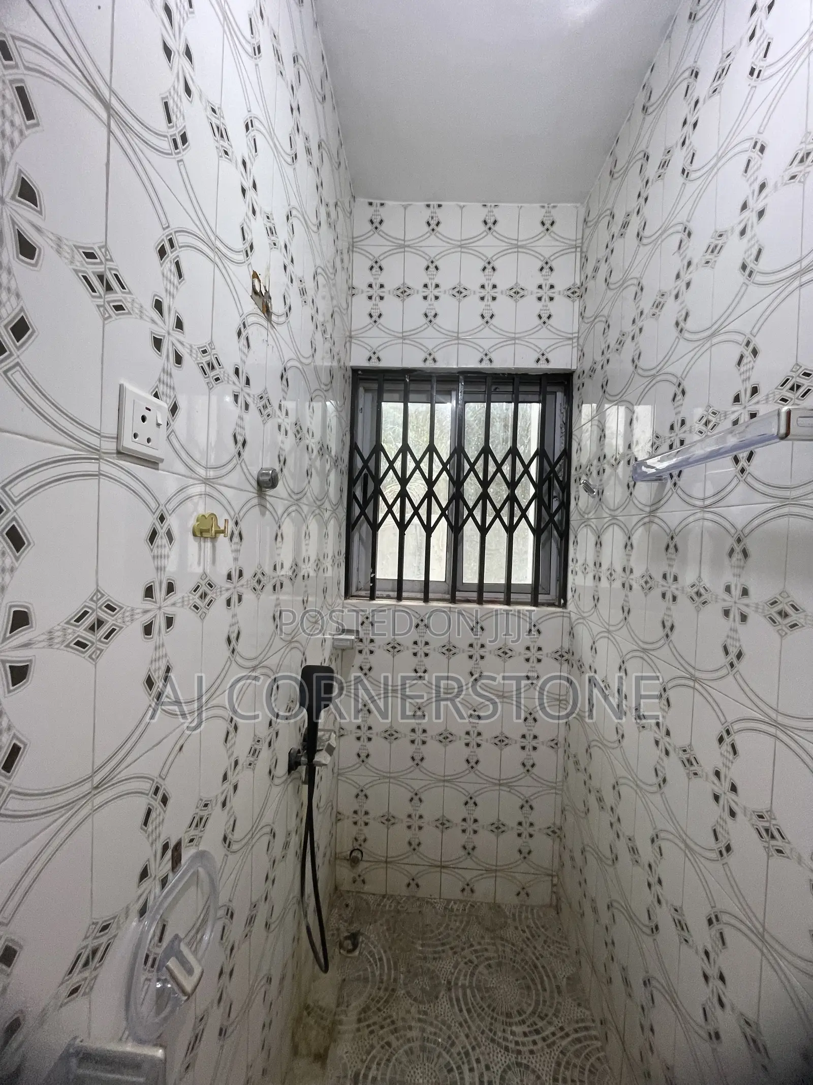 3bdrm Apartment in Amasaman for rent