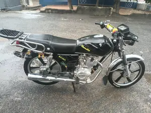 Royal RY125 2025 Black