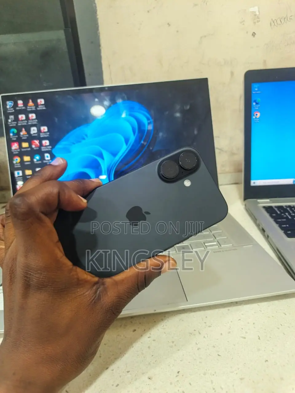 Apple iPhone 16 128 GB Black