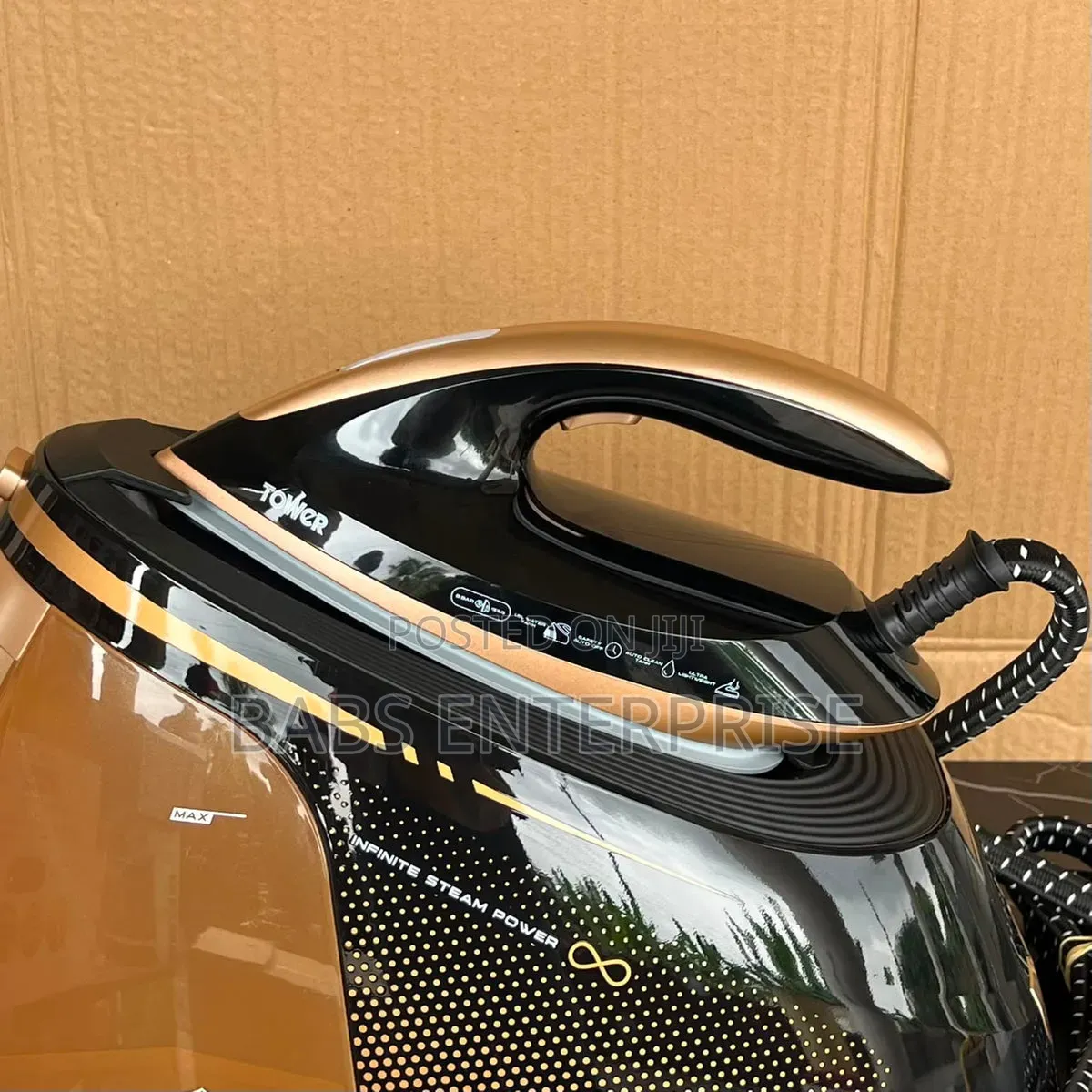 Tower Pure Steam Infinity Xpress 8 Bar Steam Generator Iron 3000W