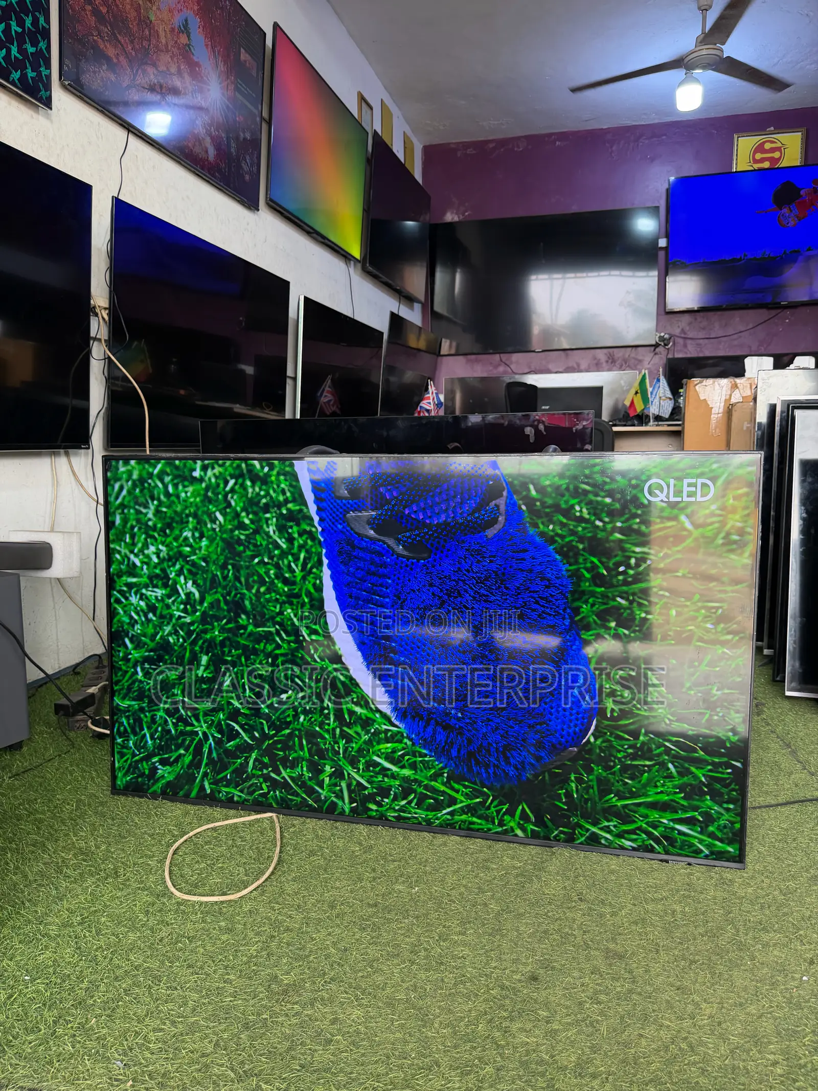 Samsung 50 Inches Airslim Qled Premium Qled Uhd TV