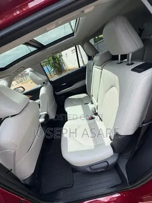 Toyota Grand Highlander 2025 Red