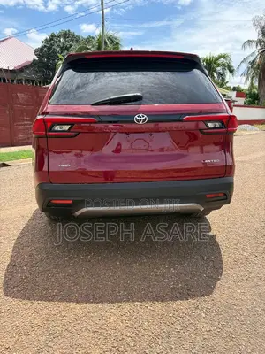 Toyota Grand Highlander 2025 Red