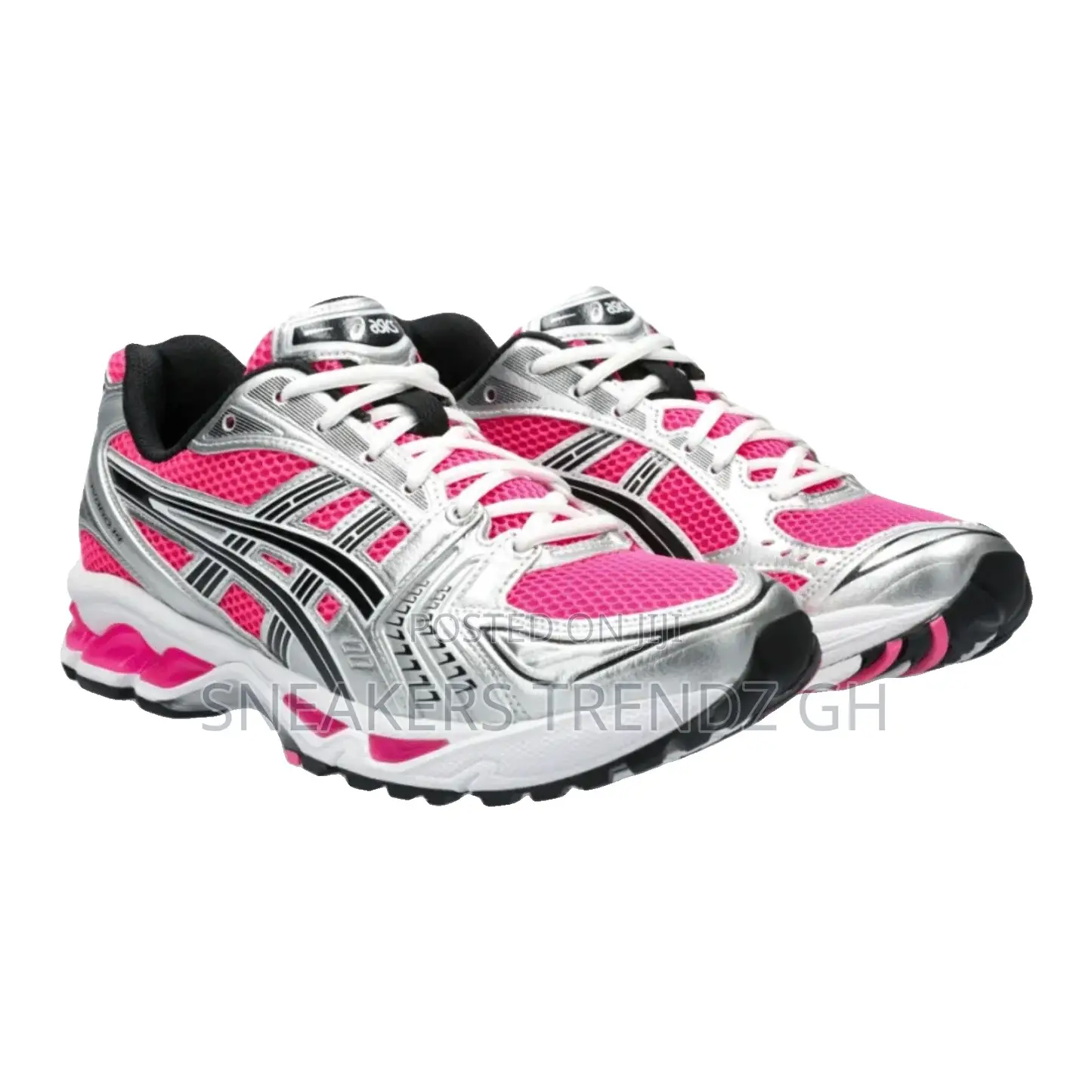 Axics Sneakers