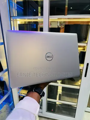 Laptop Dell Latitude 5540 16GB Intel Core i7 SSD 256GB