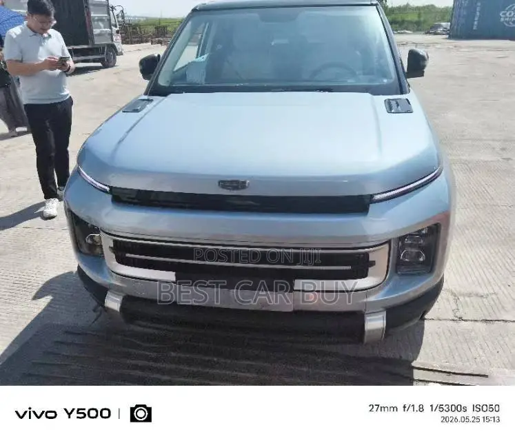 Geely Emgrand X7 2022 Blue