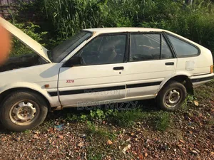 Toyota Corolla 1985 White