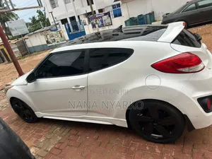 Hyundai Veloster 2013 White