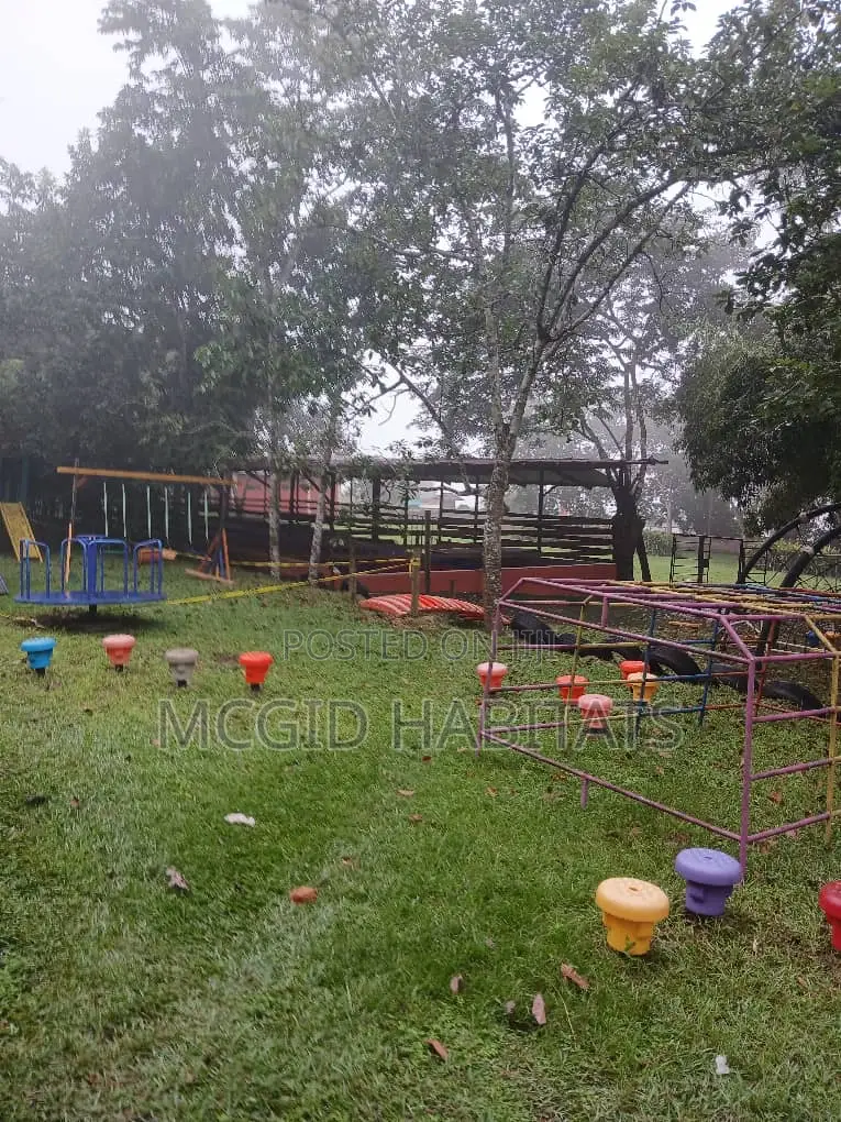 18 Plot of Land With 4 Bedrooms for Sale, Peduase