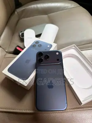 New Apple iPhone 17 Pro Max 256 GB Blue