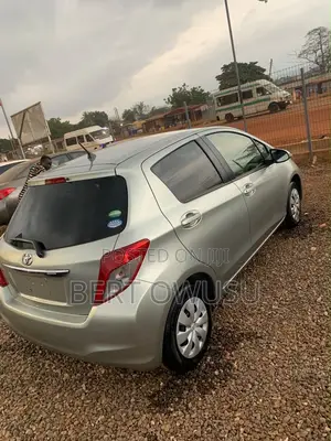 Toyota Vitz 2013 Blue