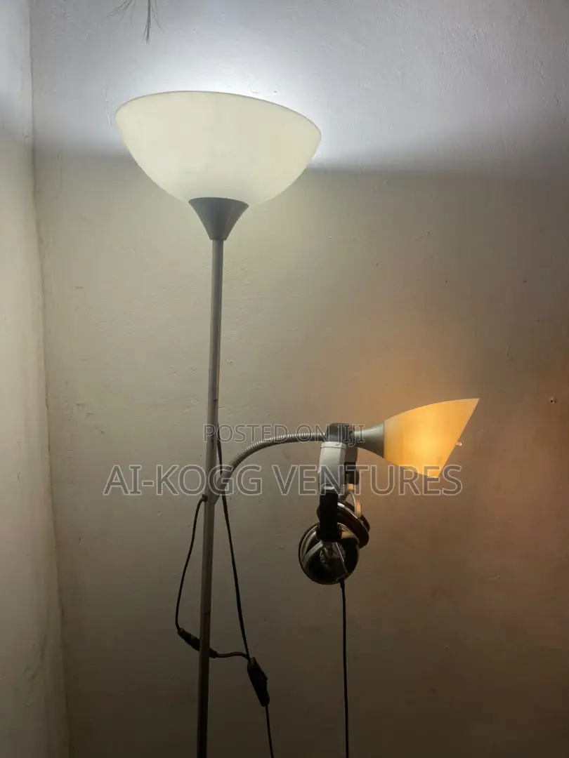 Standing Corner Light