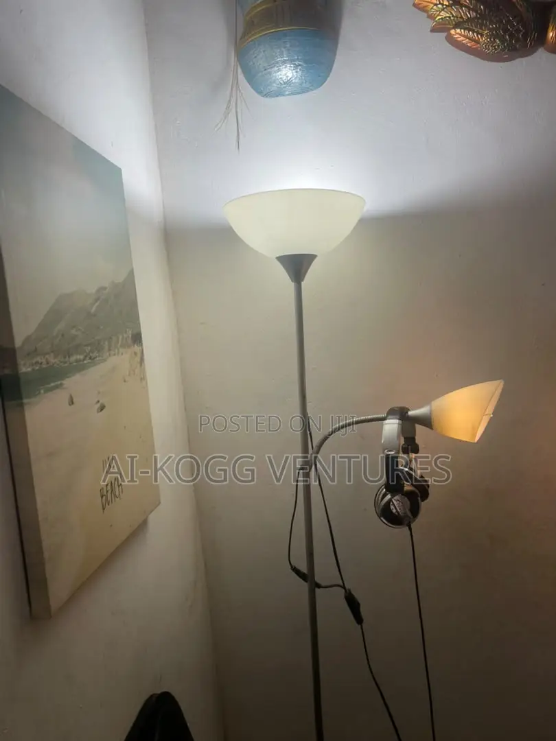 Standing Corner Light