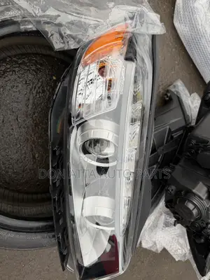 Kia Sorento 2017 Headlights Available
