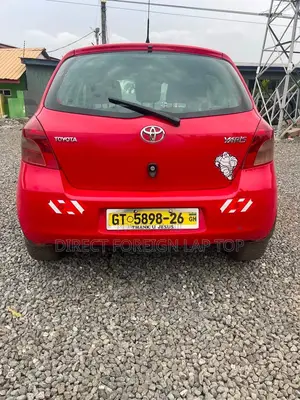 Toyota Yaris 2011 Red
